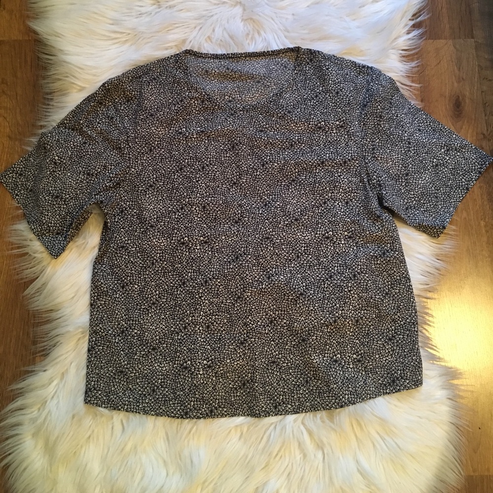 Lululemon Floral Crop